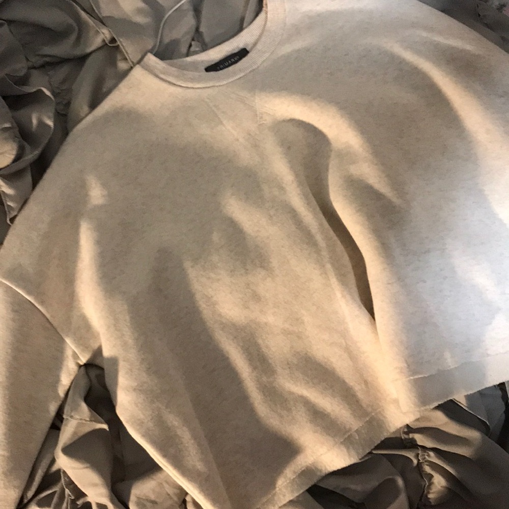 Cream cropped crew
